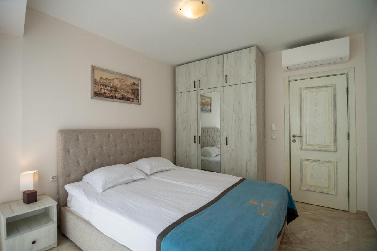 Antik Apartments Baltsjik Eksteriør bilde