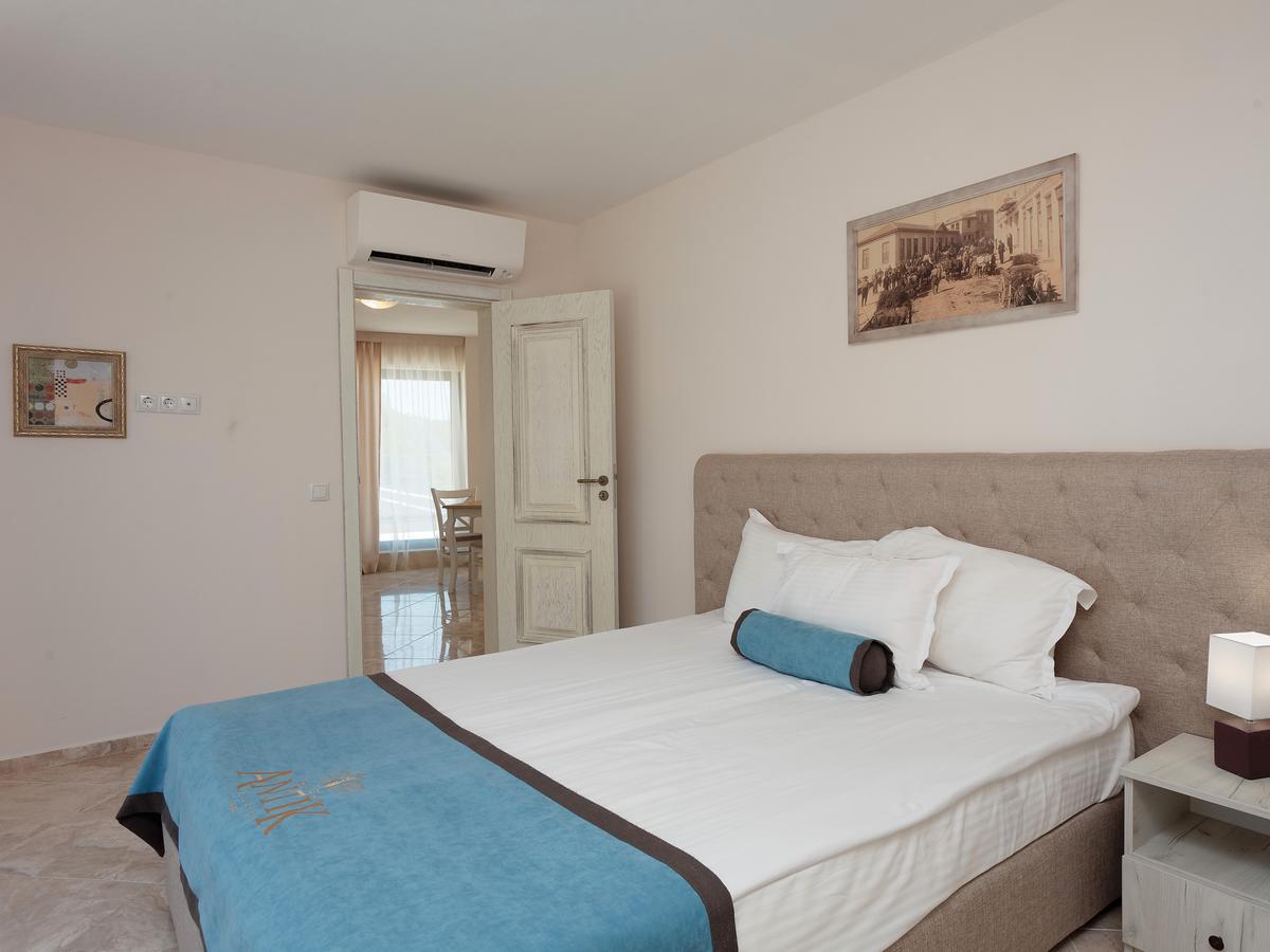 Antik Apartments Baltsjik Eksteriør bilde